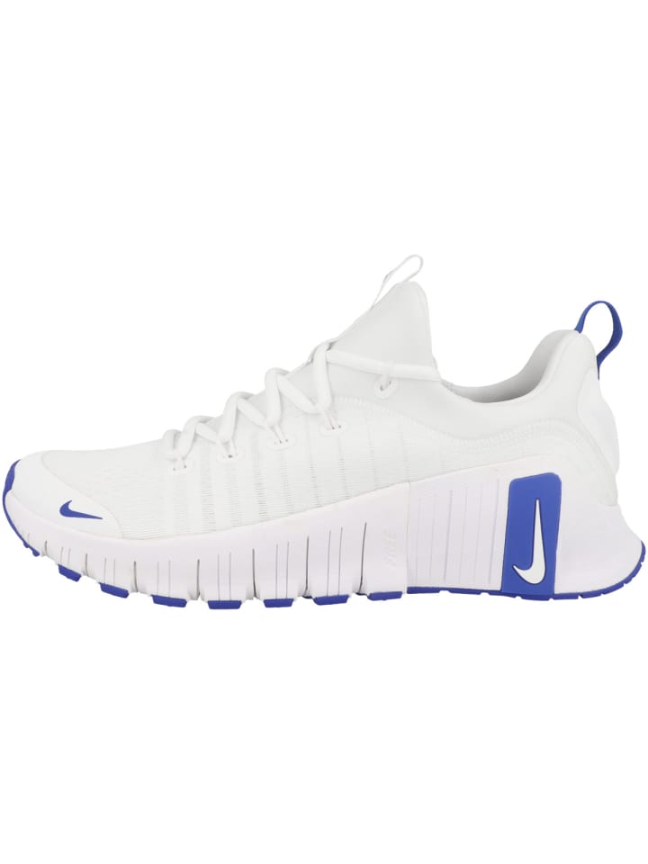 

Кроссовки на шнуровке Nike, белый