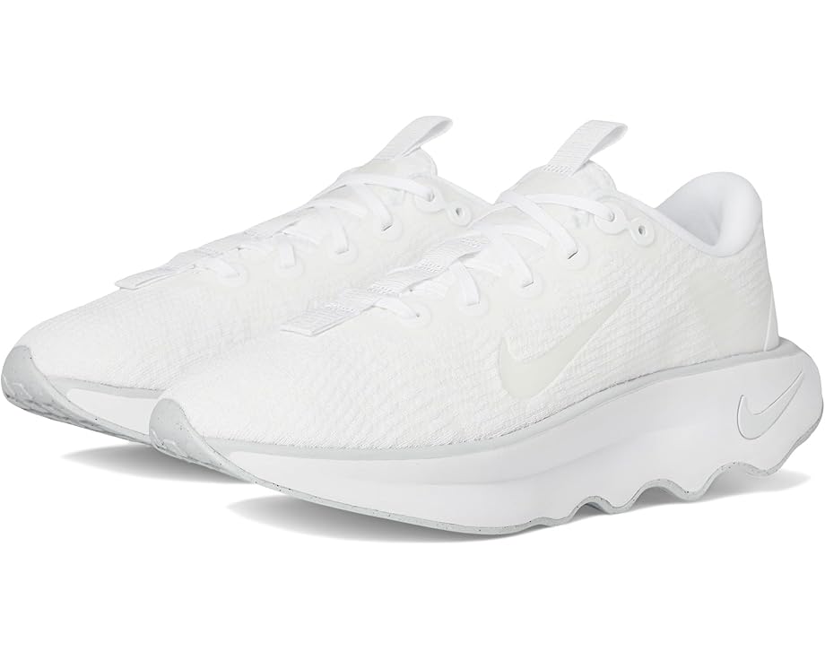 Кроссовки Nike Motiva, цвет White/White/Summit White/Pure Platinum