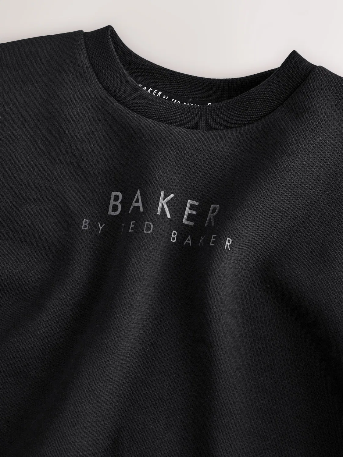 Спортивный костюм Baker by Ted Baker черного цвета — фото 4