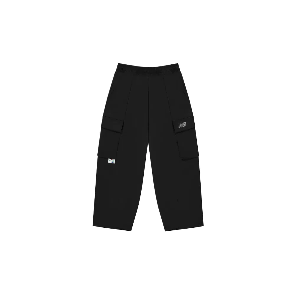 Карго штаны Kids' New Balance черные