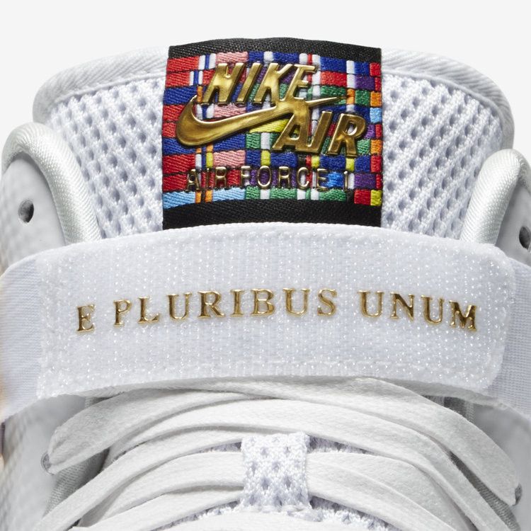 Кроссовки Nike Air Force 1 CMFT Lux QS 'E Pluribus Unum', белый — фото 2