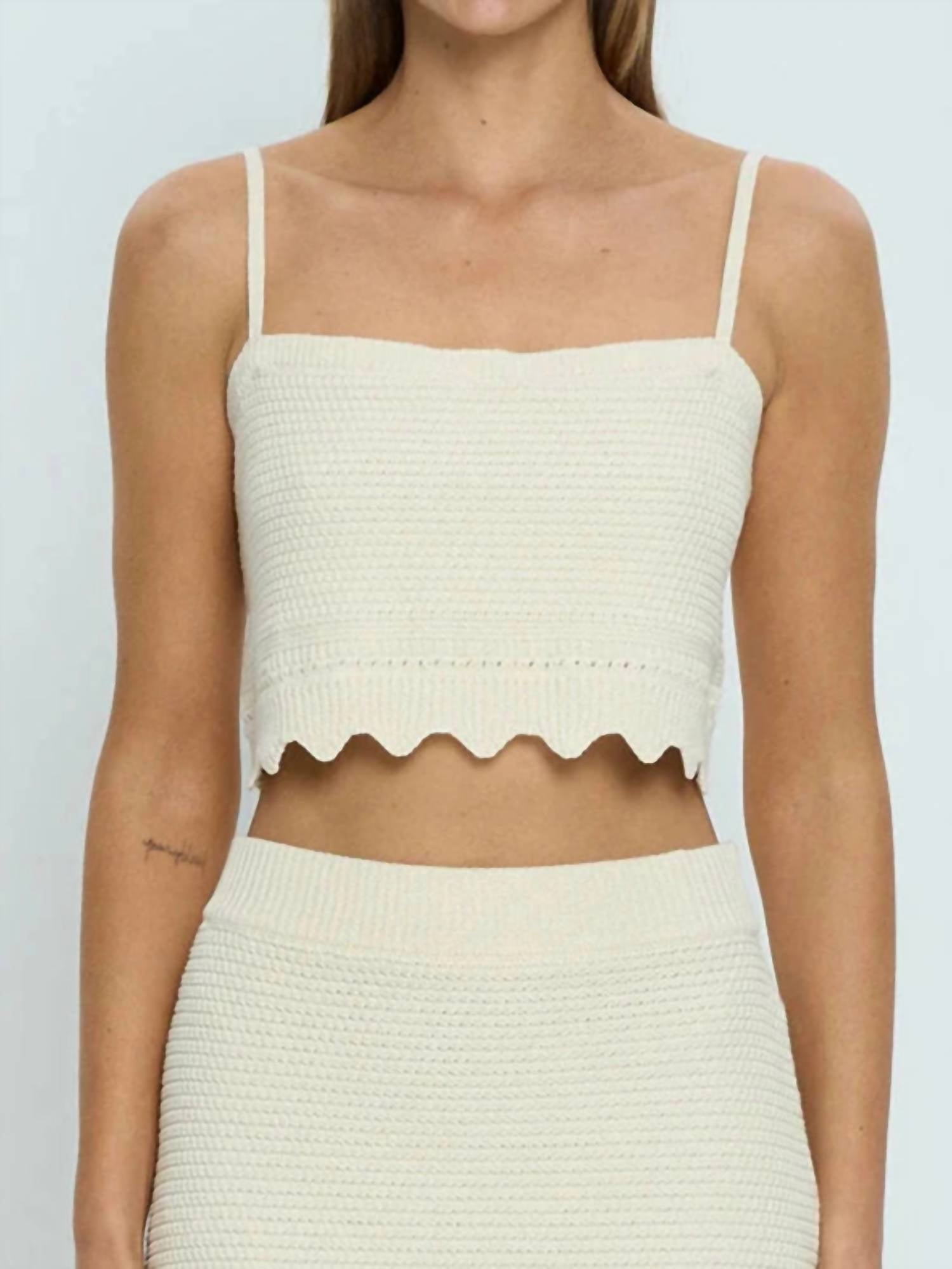 

Сабэла Вязаный топ в кремовом цвете KIVARI