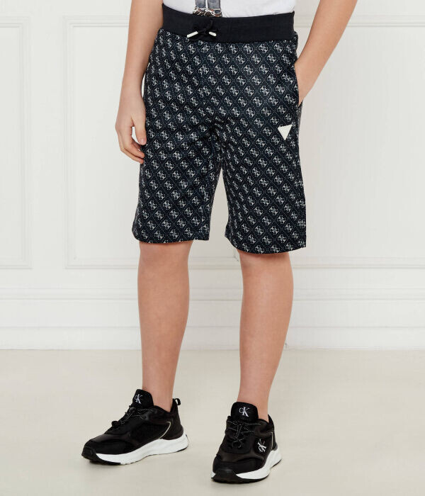 

Шорты Guess Active Regular Fit, черный