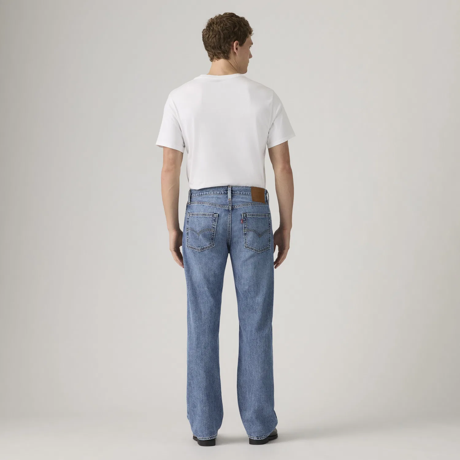 Мужские джинсы 555 Relaxed Straight Linen+ Denim Levi's, Medium Wash — фото 4