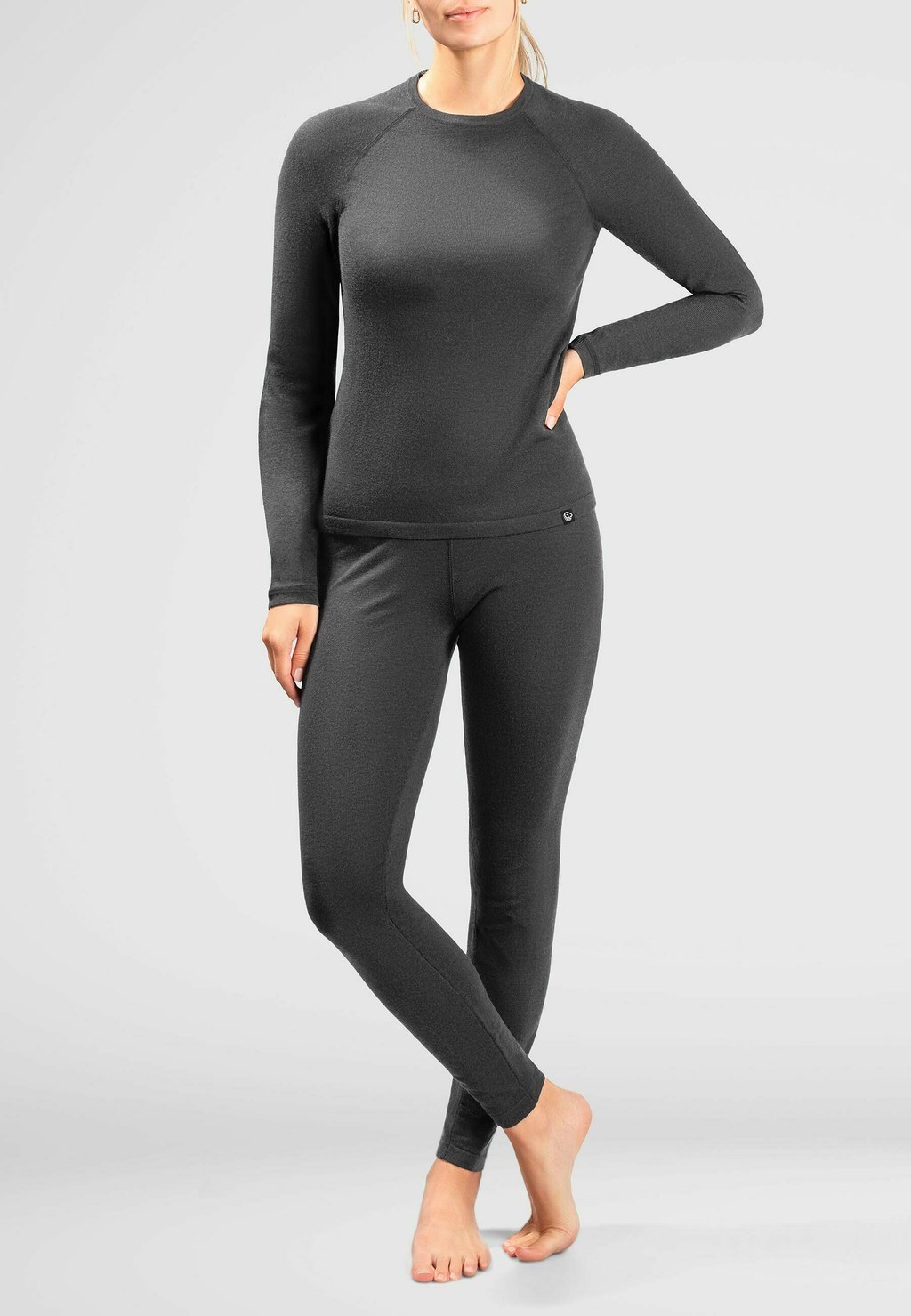 

Пижама THERMO SET - Pyjama set Giesswein, серый