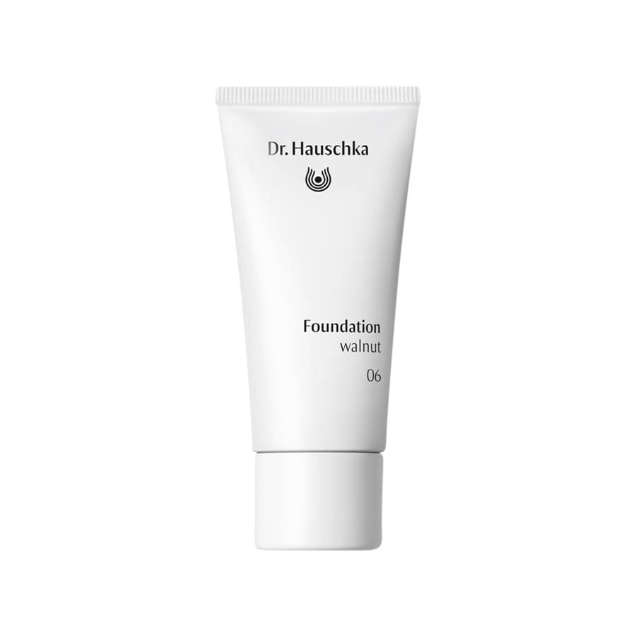 

Тональная основа Dr. Hauschka Foundation, 06 Walnut / 30 ml
