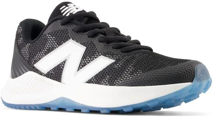 New Balance детские кроссовки FuelCell V7 для игры на искусственном газоне, черно-белый — фото 4