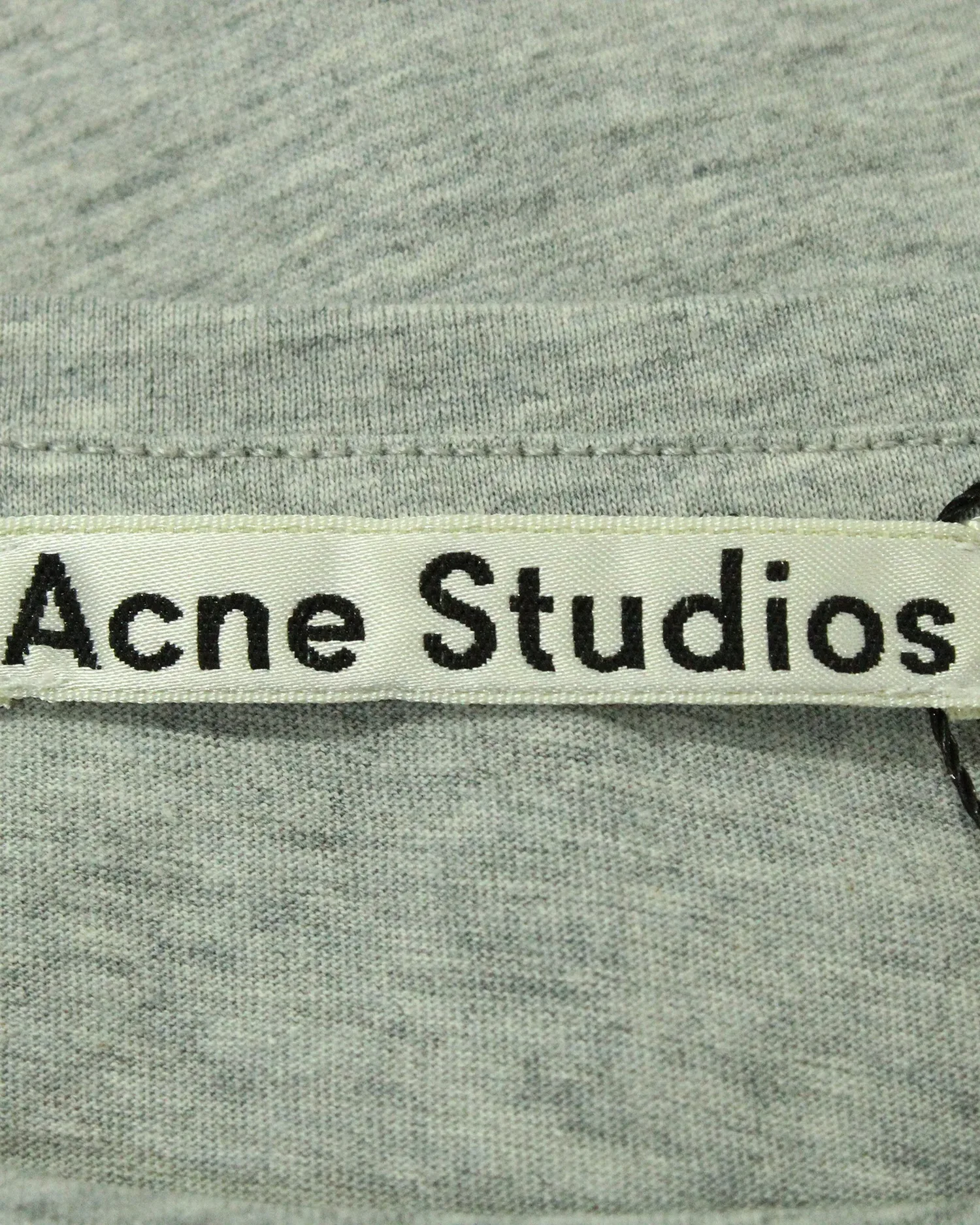 Футболка Nairobi C Base Tee из серого хлопка Acne Studios — фото 4