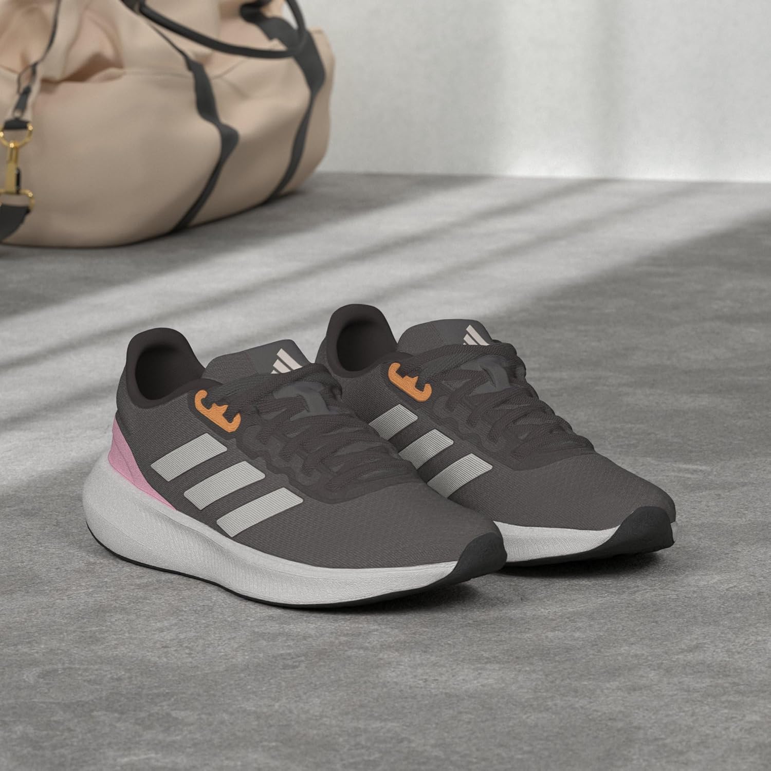Кроссовки Adidas Questar W для бега, мужские, белый/розовый/серый — фото 2