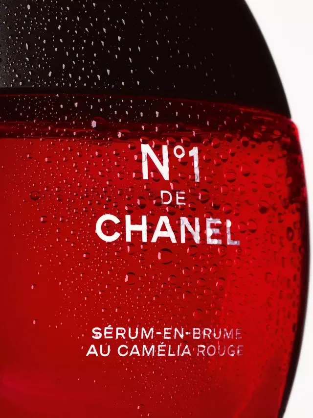 Сыворотка Chanel — Спрей №1 De Red Camellia защищает, успокаивает и придает сияние кожи, 50 мл — фото 3