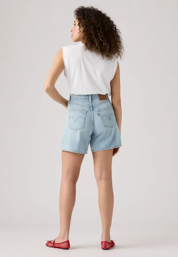 Широкие короткие джинсовые шорты Levi'S, Far And Wide