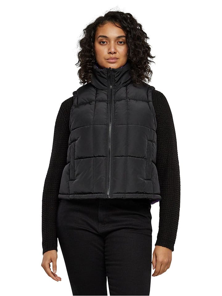 

Urban Classics Стеганый жилет черного цвета