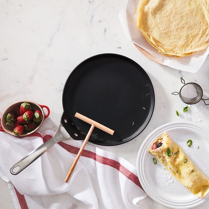 

Сковорода для блинов Le Creuset 11 дюймов с антипригарным покрытием, белый