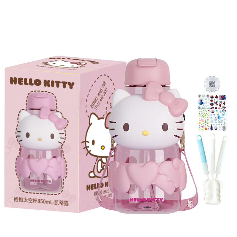 Чашка пластиковая Hello Kitty 850 мл Sanrio, Hug Space Cup-Pochacco+Stickers+Cup Brush — фото 2