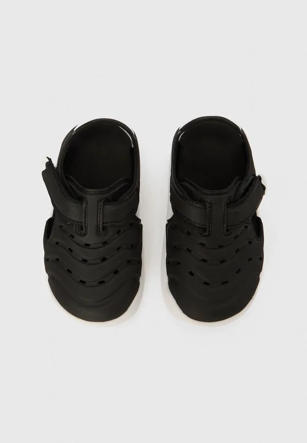 Сандалии для ходьбы унисекс Adidas Performance, Core Black/White — фото 4