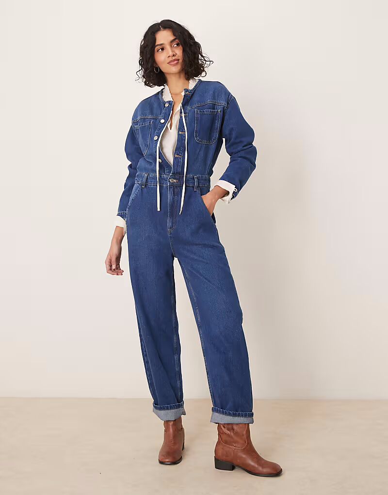 

Джинсовый комбинезон без воротника премиум-класса ASOS DESIGN, средне-голубой оттенок