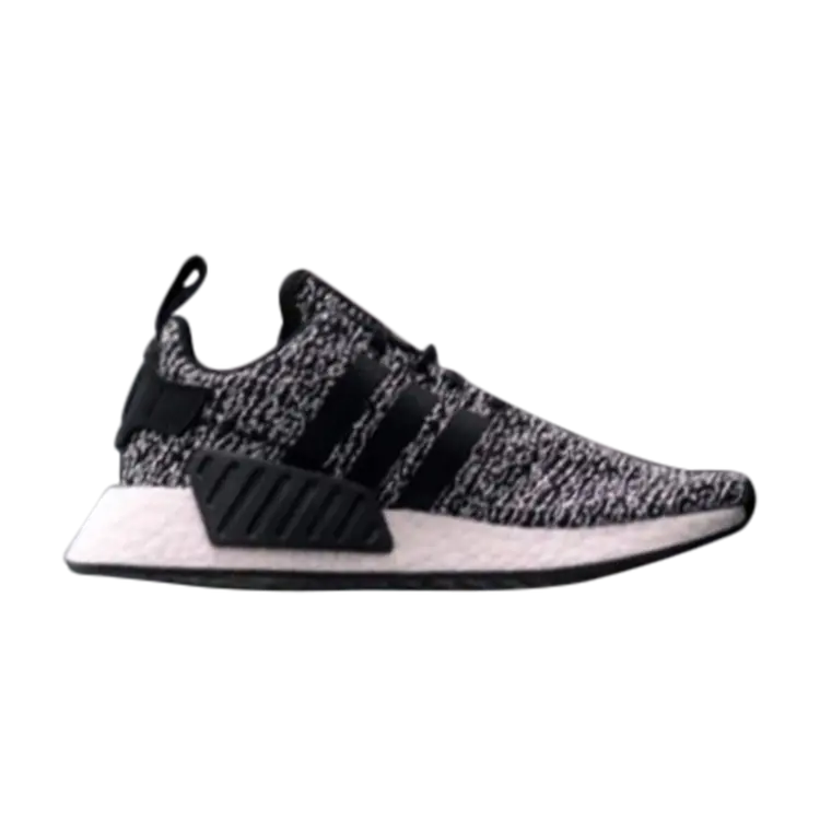 

Кроссовки Adidas NMD_R2 'Oreo', черный