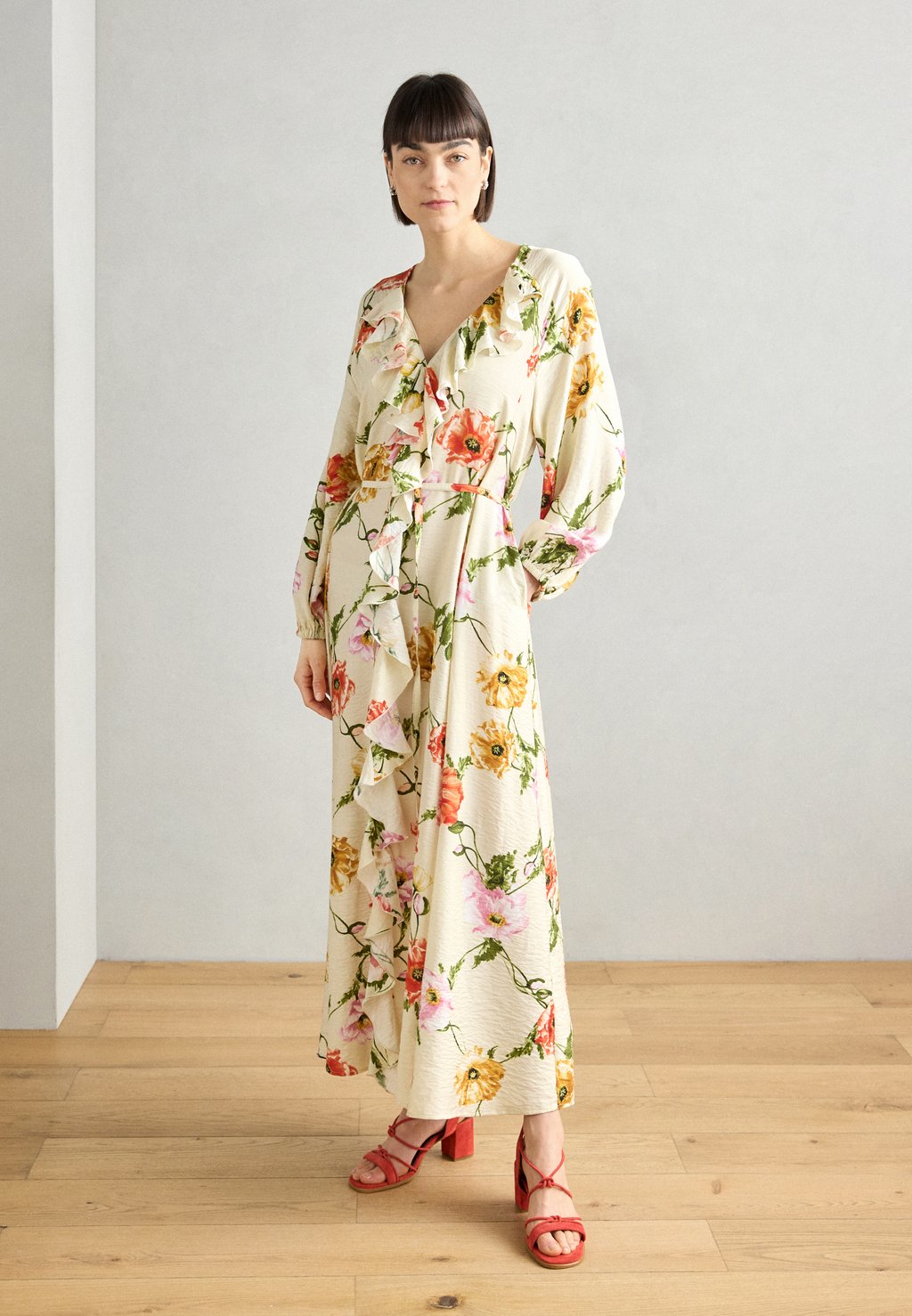 

Повседневное платье DRESS PHOEBE Lindex, белый