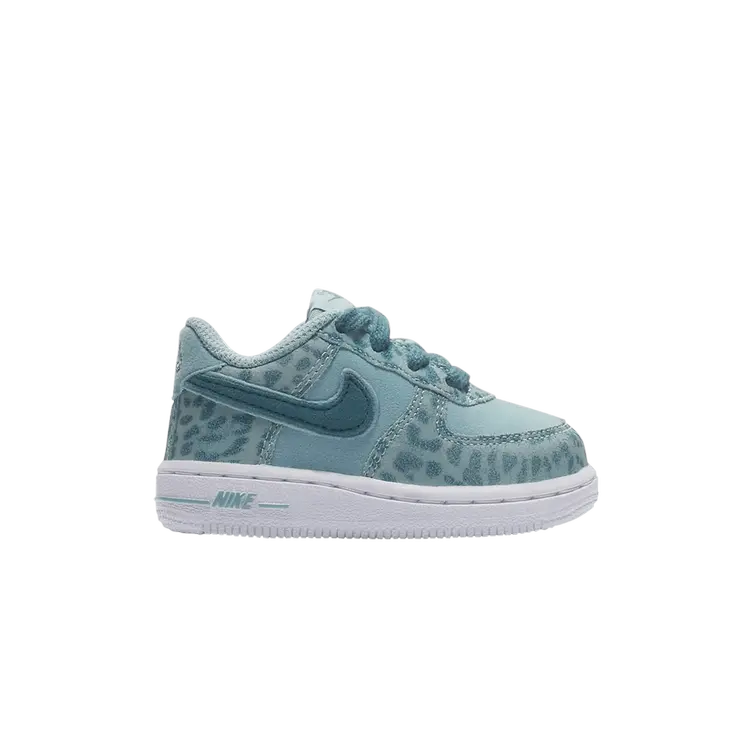 

Кроссовки Nike Air Force 1 LV8 TD, синий