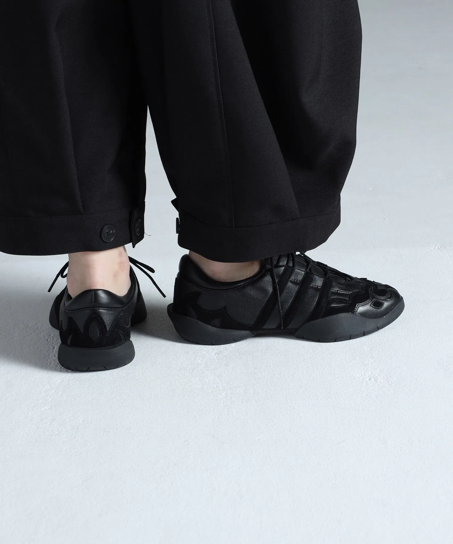 Унисекс кожаные кроссовки Y-3 REGU LEATHER чёрные — фото 3