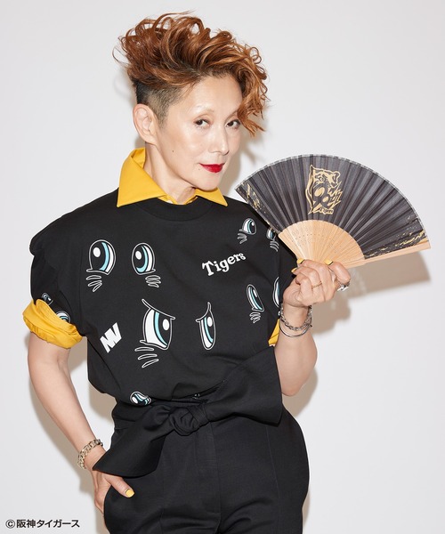 

Футболка коллаборационная NOSTALVIA To-lucky's Eye Hanshin Tigers, черная