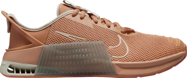 Кроссовки Wmns Metcon 9 Easy-On 'Amber Brown', коричневый