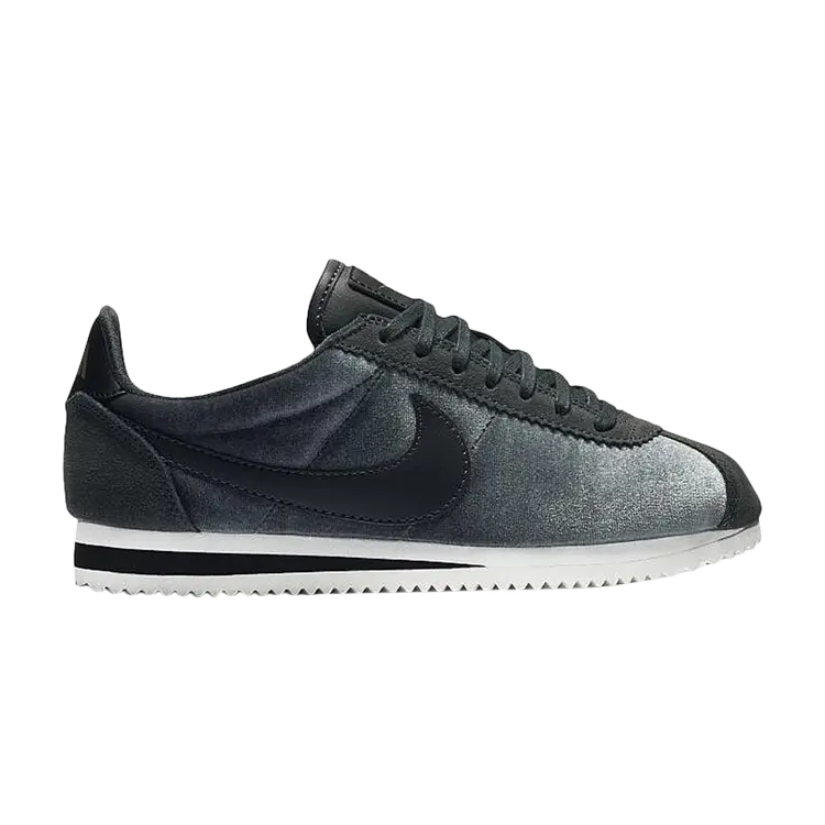 

Кроссовки Nike Wmns Classic Cortez SE 'Anthracite Velour', черный