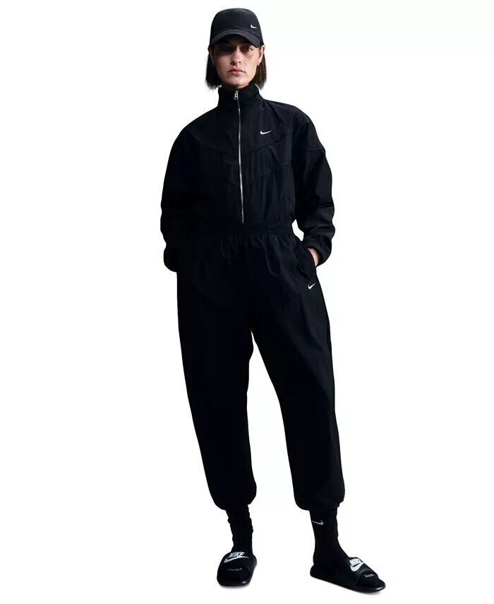 

Женская куртка Windrunner на молнии с контрастной отделкой Nike, черный