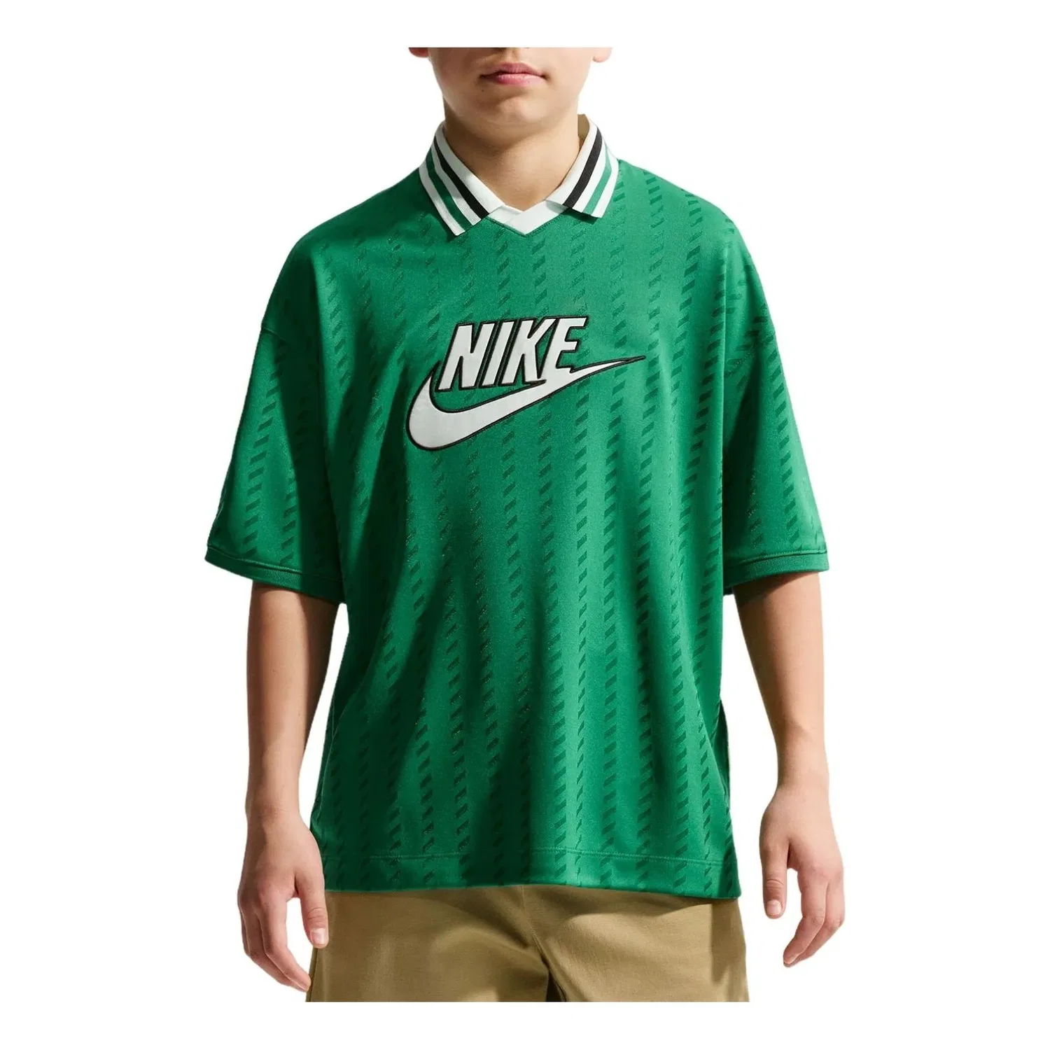 Футболка с коротким рукавом Nike Sportswear 'Malachite Barely Green Black' IQ0435-365, зеленый