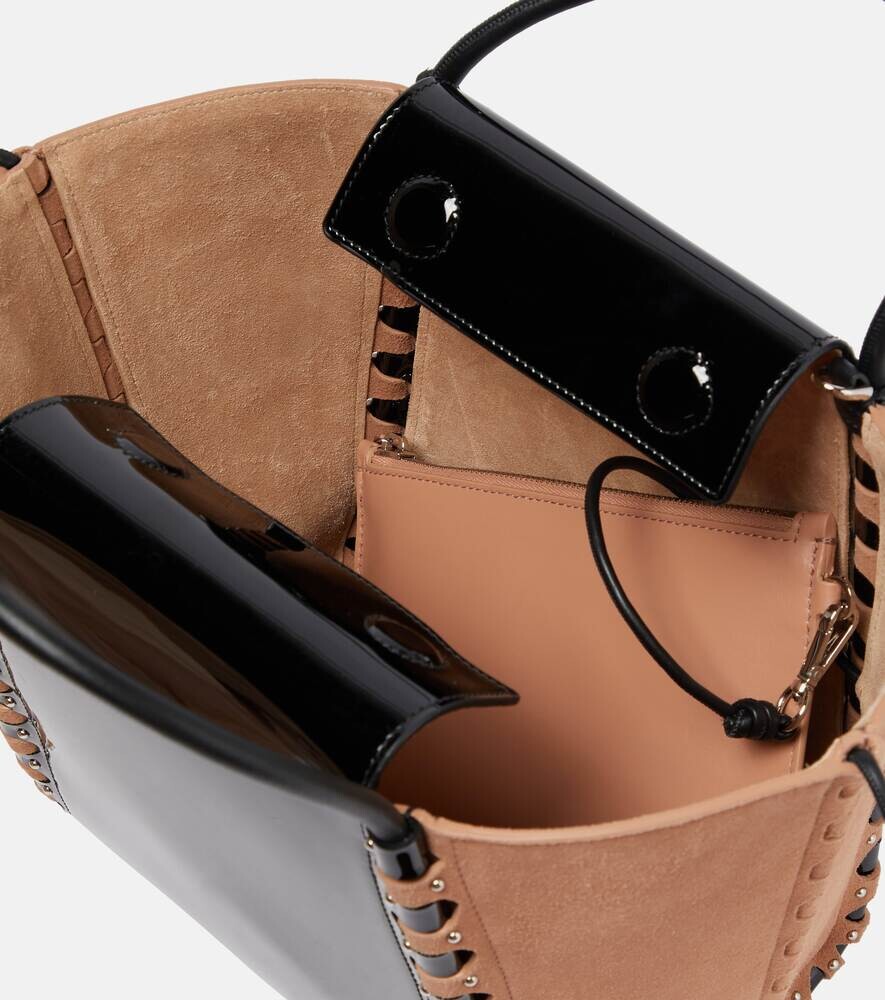 Сумка-тоут среднего размера Hinge из замши и кожи Alaïa, разноцветный — фото 3