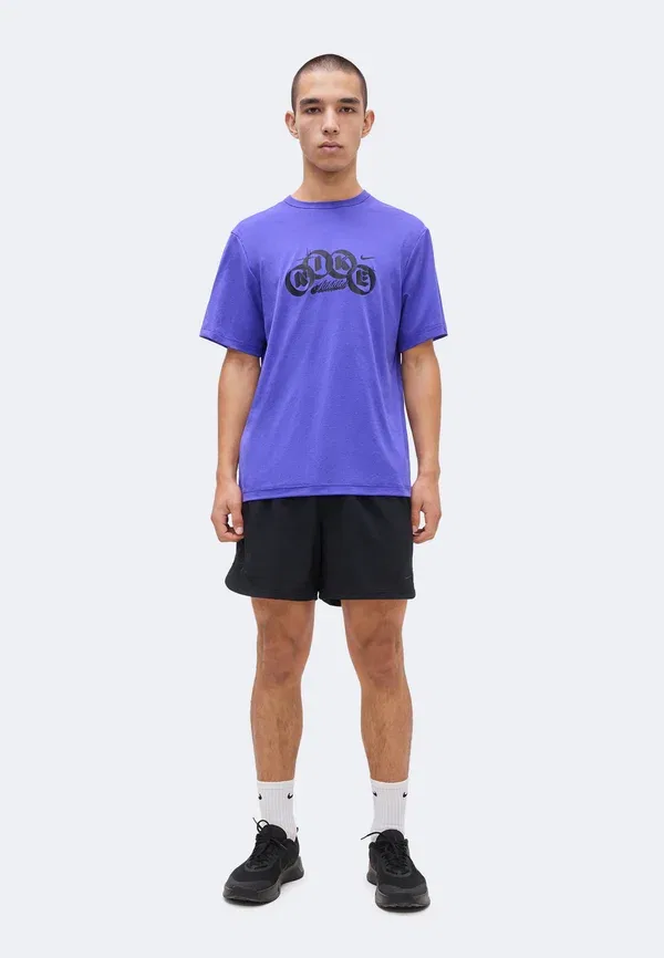 Футболка спортивная Nike Performance Hyverse, персидский фиолетовый/черный — фото 2