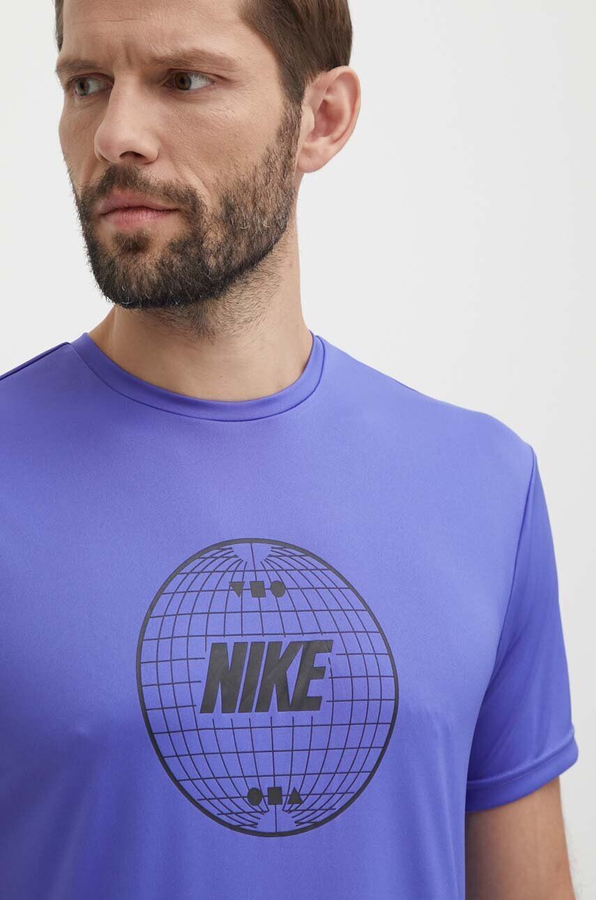 

Тренировочная футболка Nike Lead Line, фиолетовый