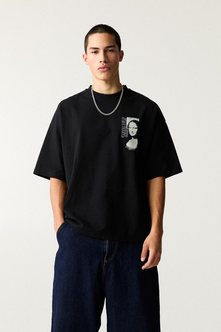 

Черная футболка Мона Лиза Pull And Bear, черный
