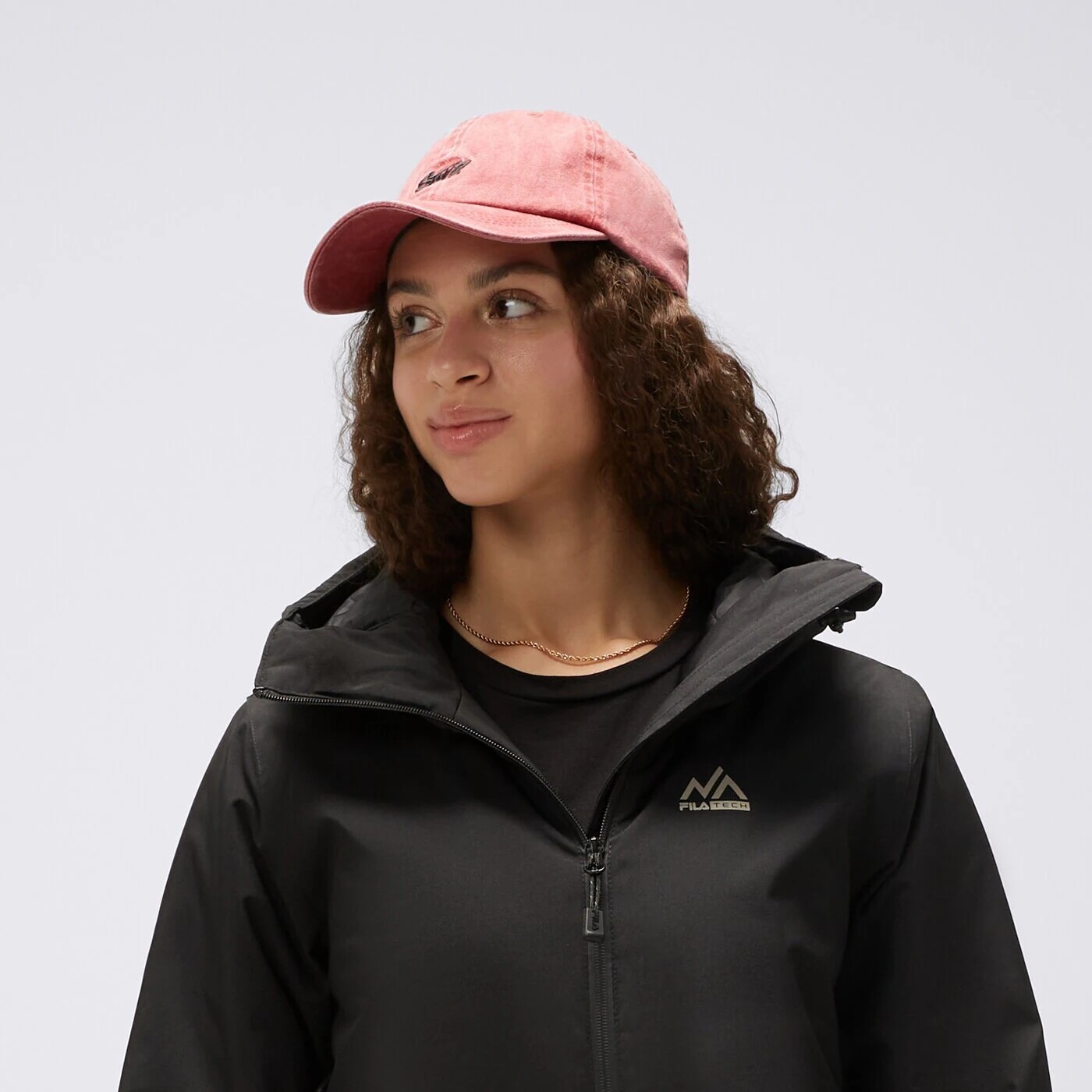 

Куртка зимняя Fila Lambrella с капюшоном, черный