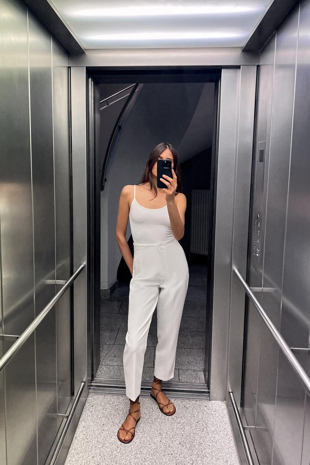 

Брюки с высокой талией ZARA, белый