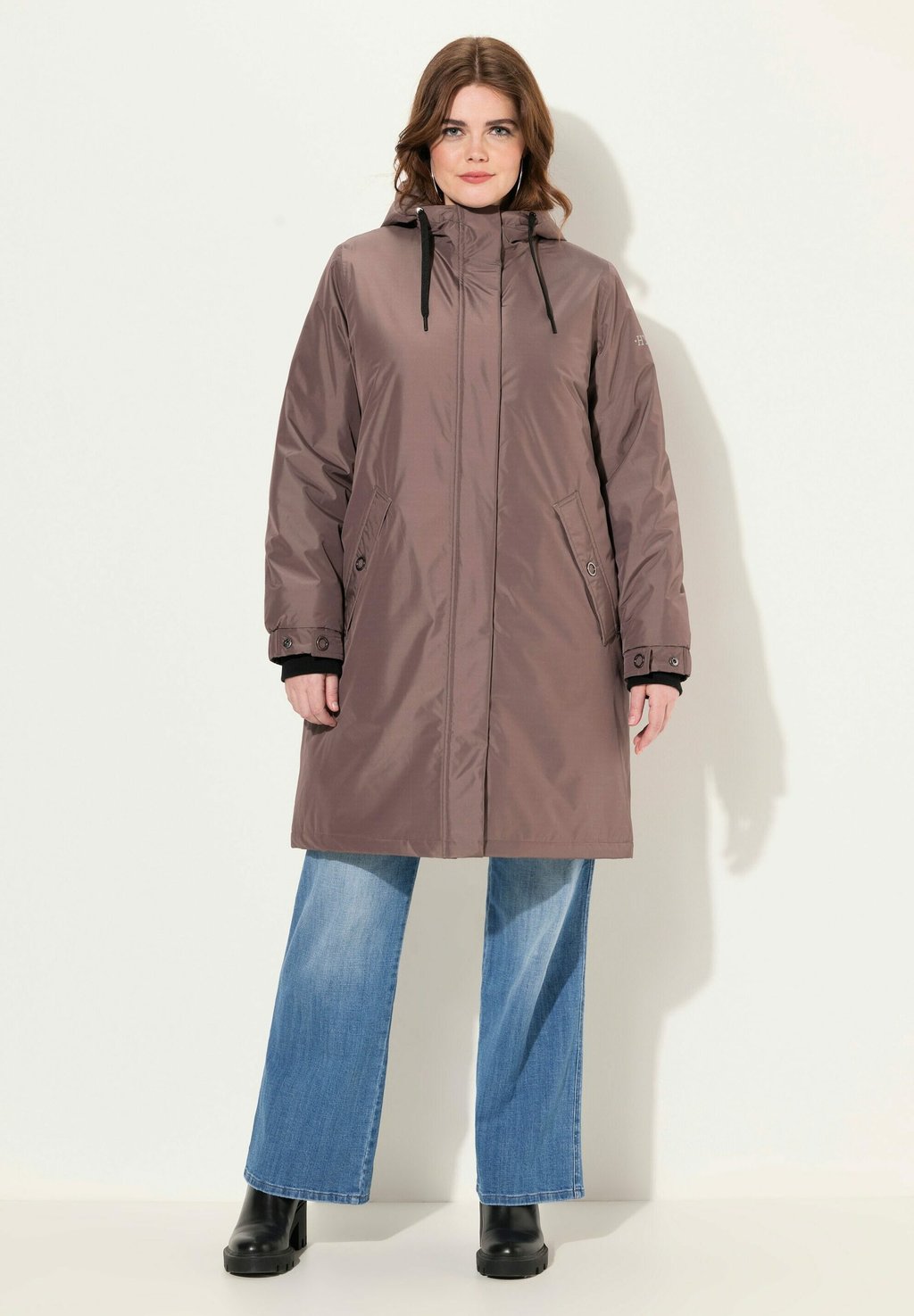 

Зимнее пальто HYPRAR TRIPLE FUNCTION WEATHERPROOF Ulla Popken, серо-коричневый