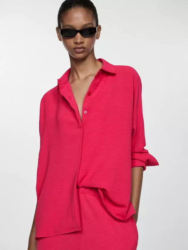 

Рубашка Mango Burbuja Textured Flowy, цвет berry