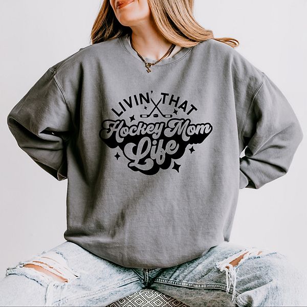 

Легкий свитшот Livin' that hockey mom life с эффектом окрашивания Simply Sage Market, Grey, Серый, Легкий свитшот Livin' that hockey mom life с эффектом окрашивания Simply Sage Market, Grey