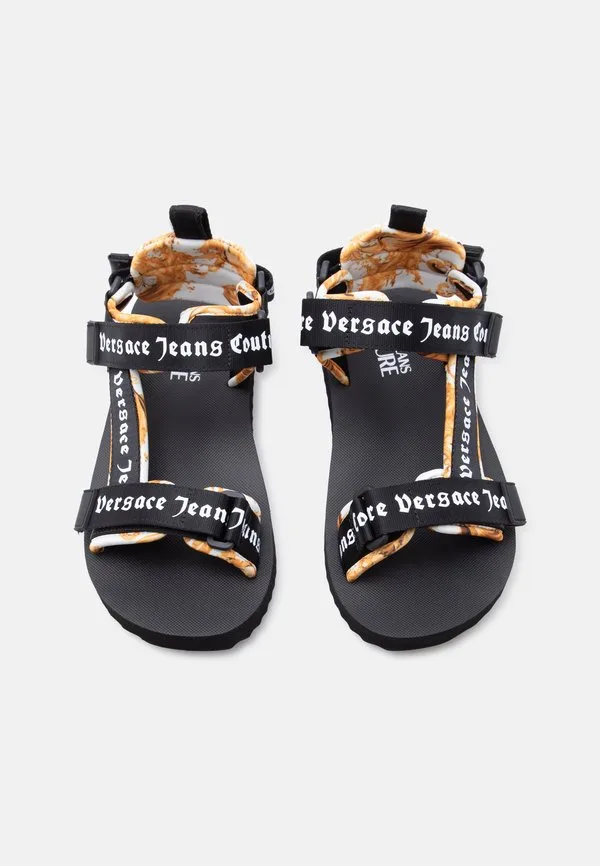 Сандалии fondo ipanema черно-золотистого цвета Versace Jeans Couture, Black/Gold-Coloured — фото 4