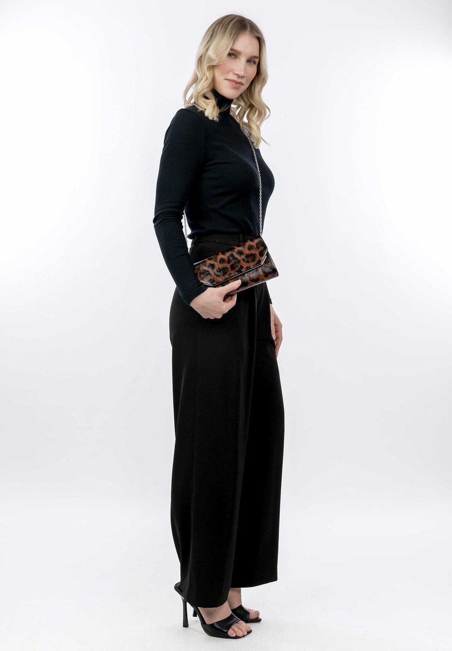 

Клатч Tamaris AMALIA, Black Brown/Black