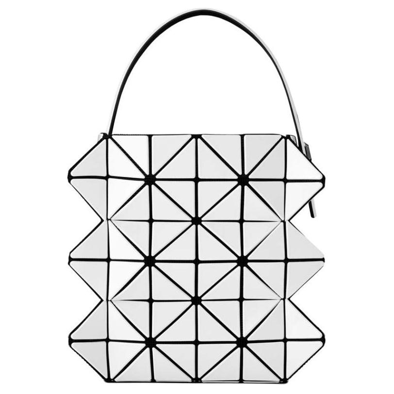 

ISSEY MIYAKE Поливинилхлоридная миниатюрная женская сумка белого цвета