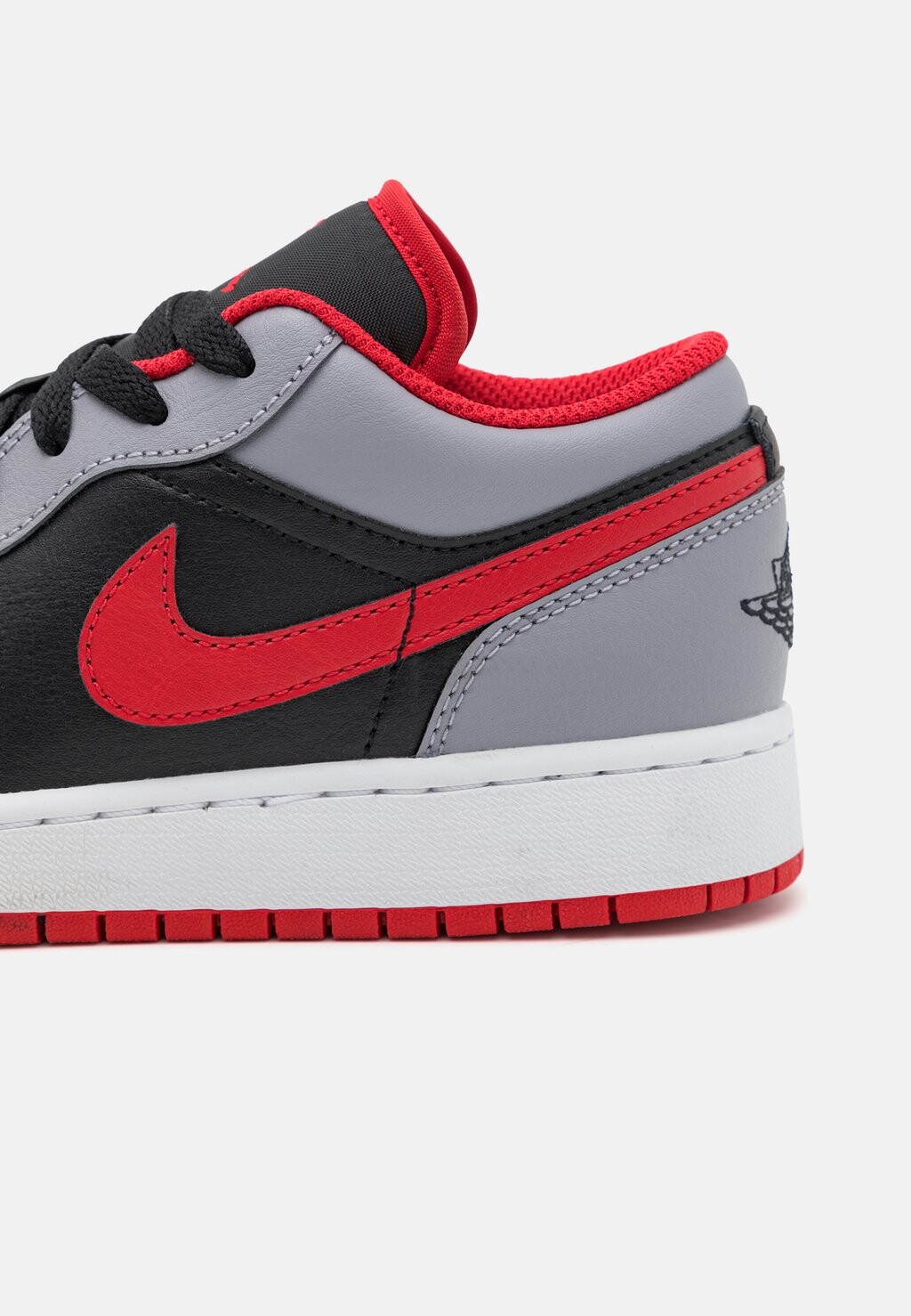 

Кроссовки низкие Air Jordan 1 Low Unisex Jordan, черный