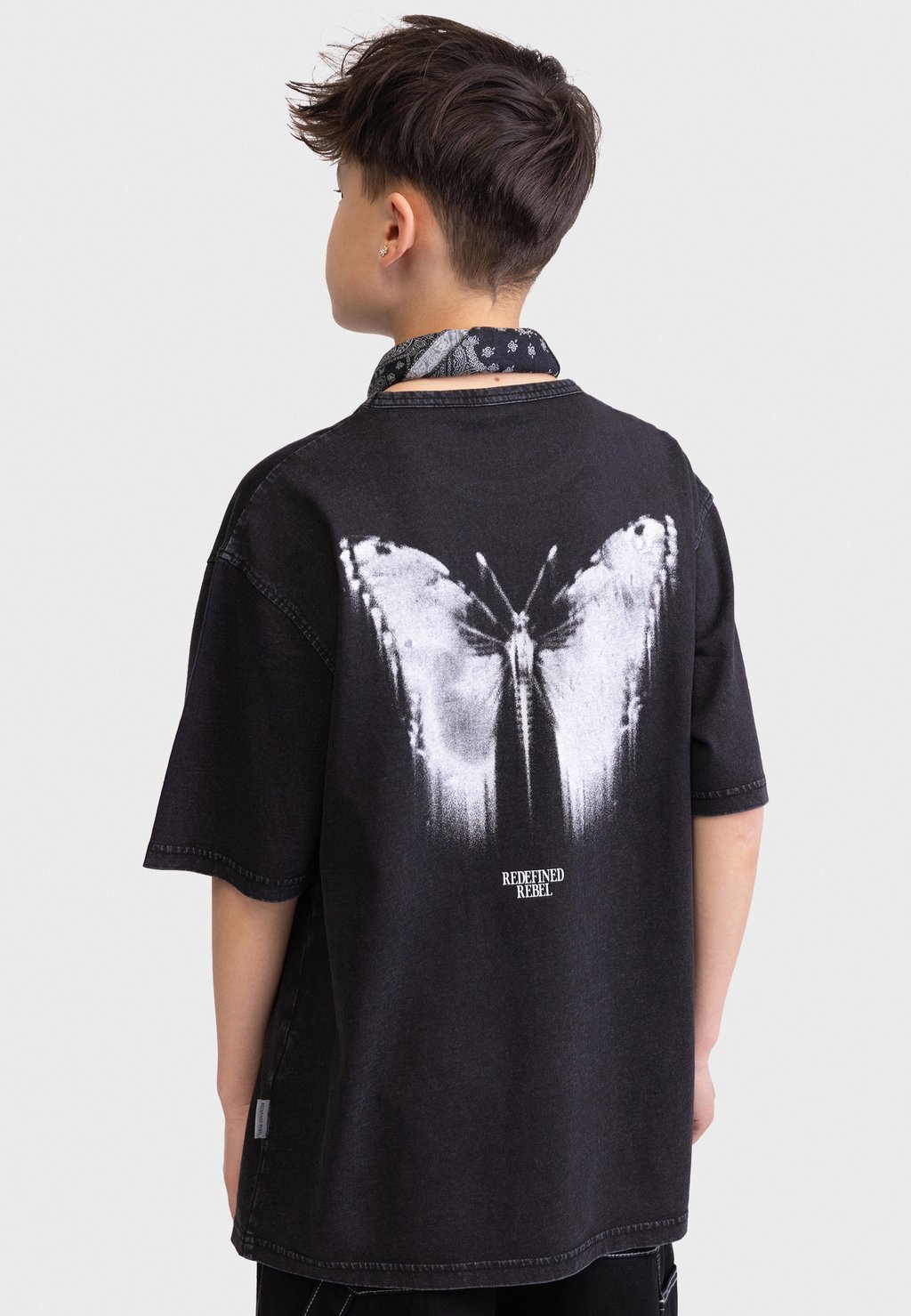 

Футболка с принтом TEEMIR TEE OVERSIZED FIT Redefined Rebel, цвет Pirate Black