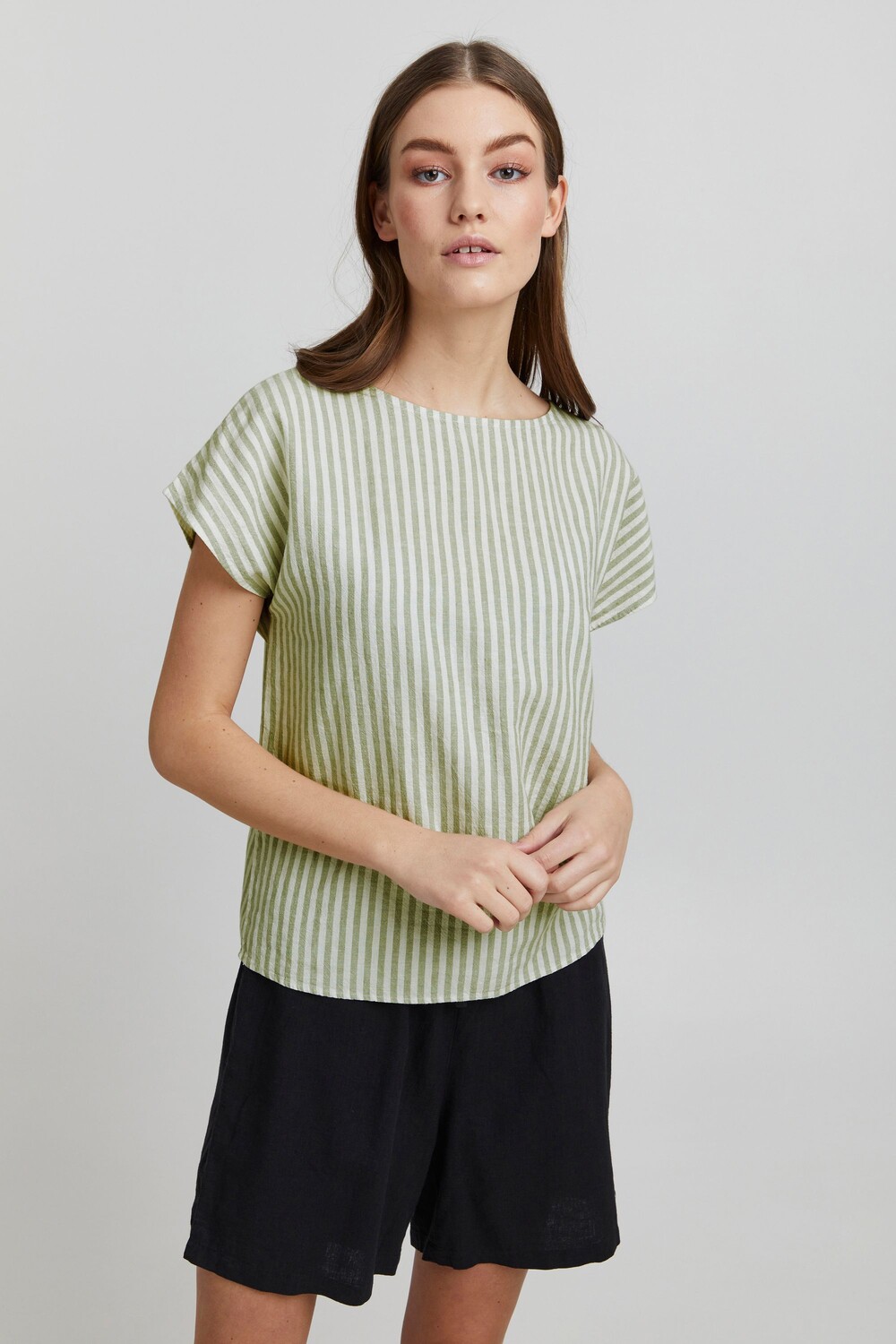 

Блуза Oxmo Shirt, зеленый
