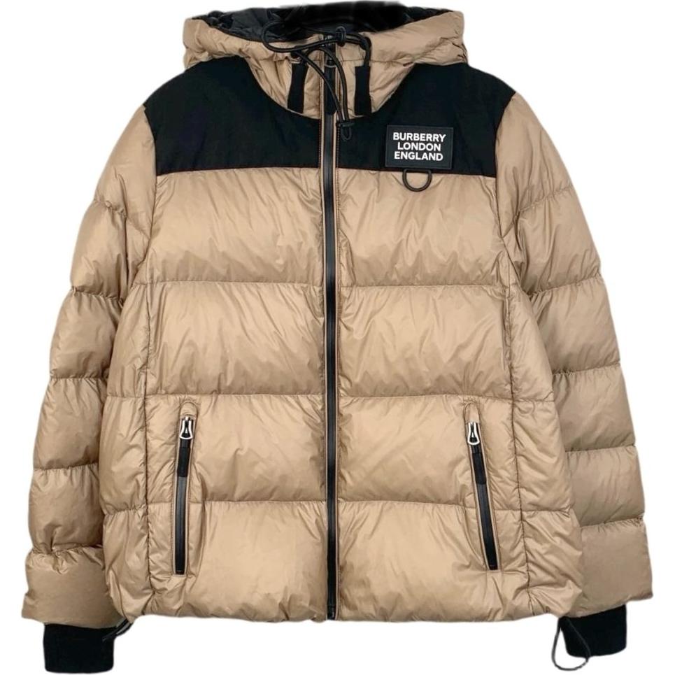 

Burberry Женская пуховая куртка цвета хаки, Khaki