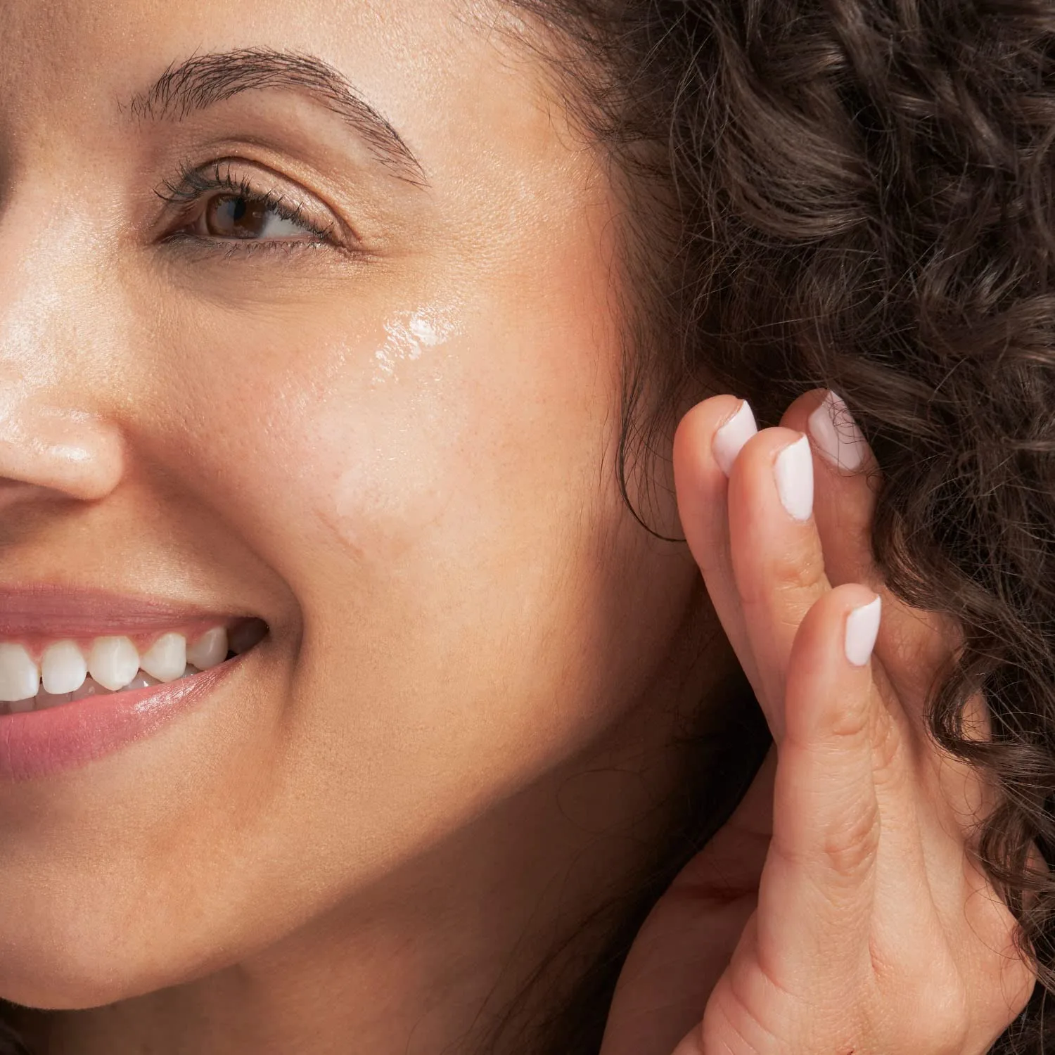 NEOSTRATA Gel Plus - легкий очищающий гель с AHA-кислотами и гликолевой кислотой для жирной кожи. Без отдушек, без масел, 120 мл. — фото 4