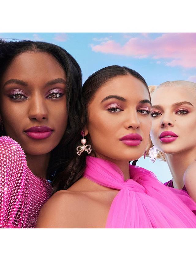 Born This Way пудра для фиксации макияжа с мягким размывающим эффектом Too Faced, Dark — фото 4