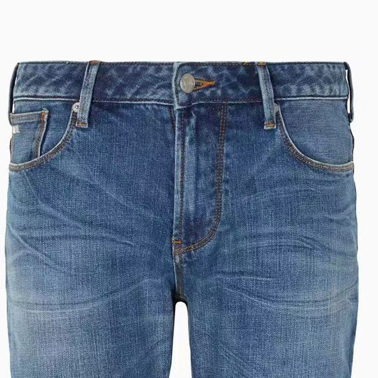 Джинсы EMPORIO ARMANI синие с эффектом отбеливания Slim fit комфортные — фото 4