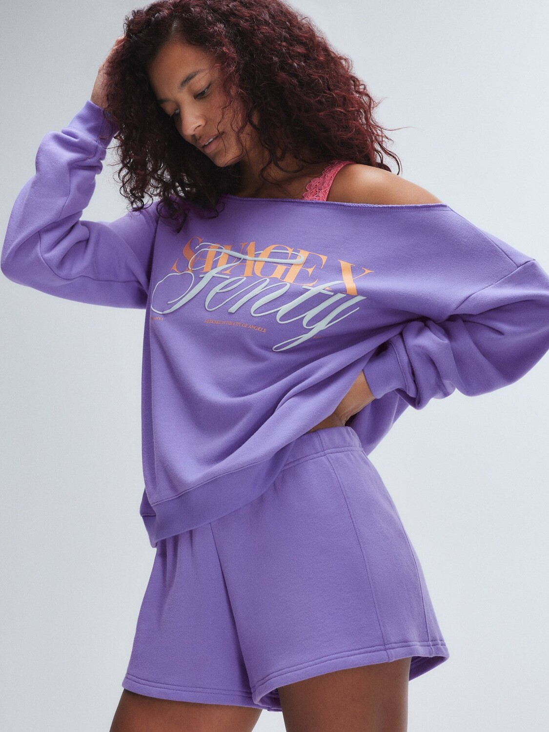 

Шорты Savage X Fenty Weekender Terry, цвет Wisteria Purple