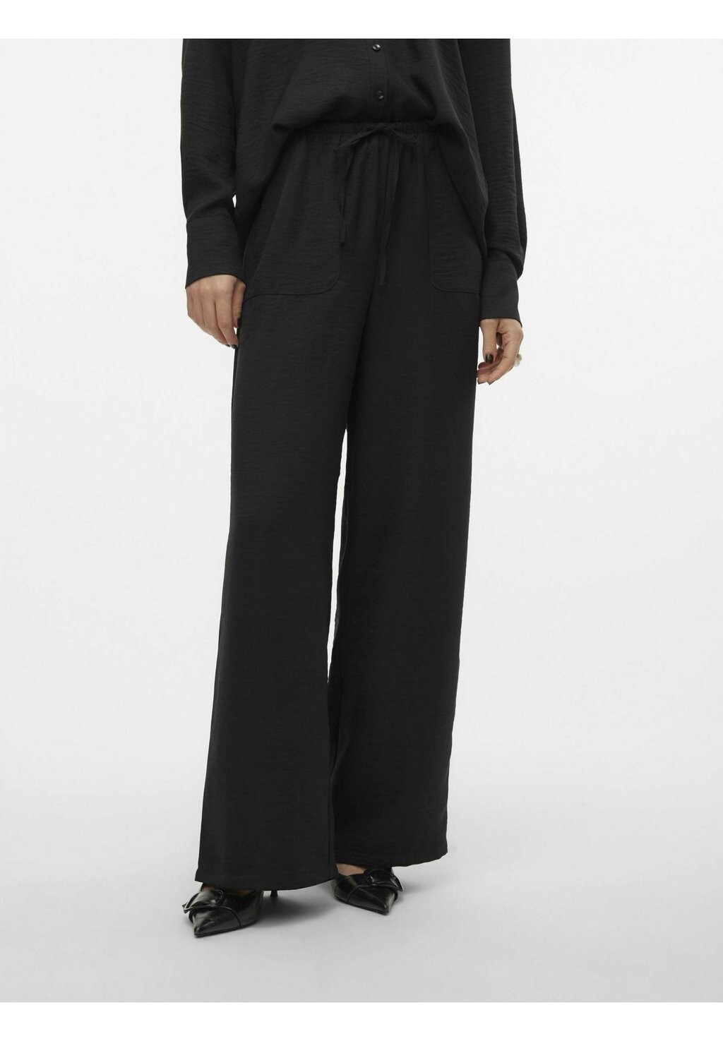 

Брюки VMMELANEY Vero Moda, цвет black
